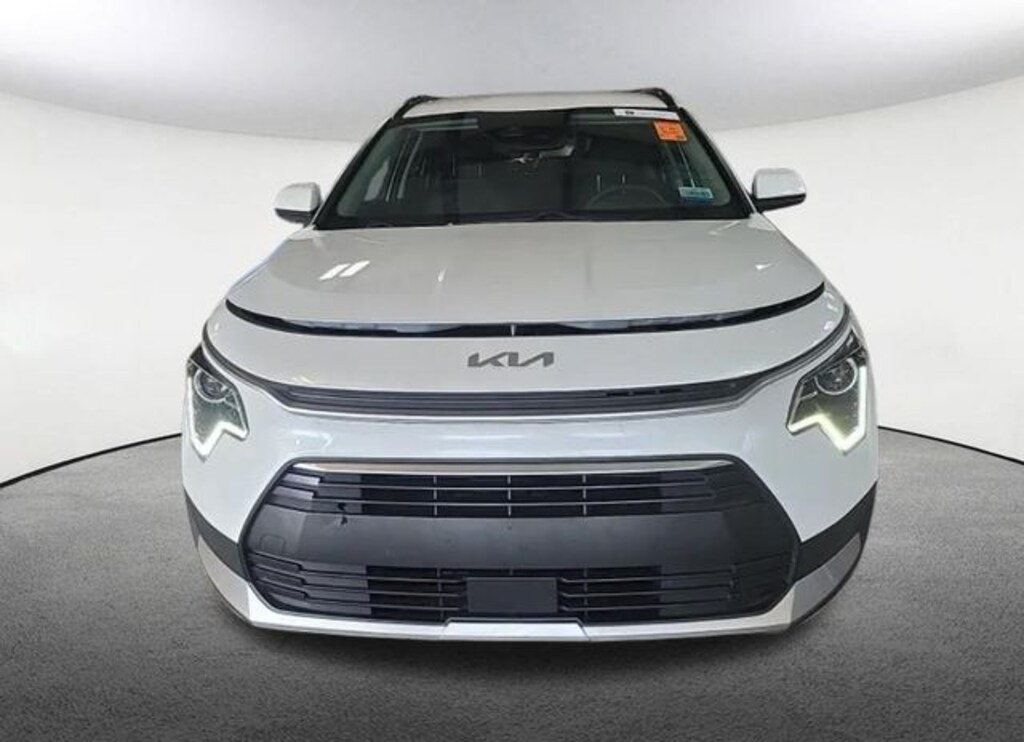 Used 2023 Kia Niro EX SUV