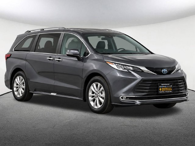 Used 2025 Toyota Sienna Limited Minivan/Van
