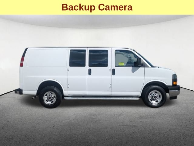 2023 Gmc Savana 2500 Cargo photo 3
