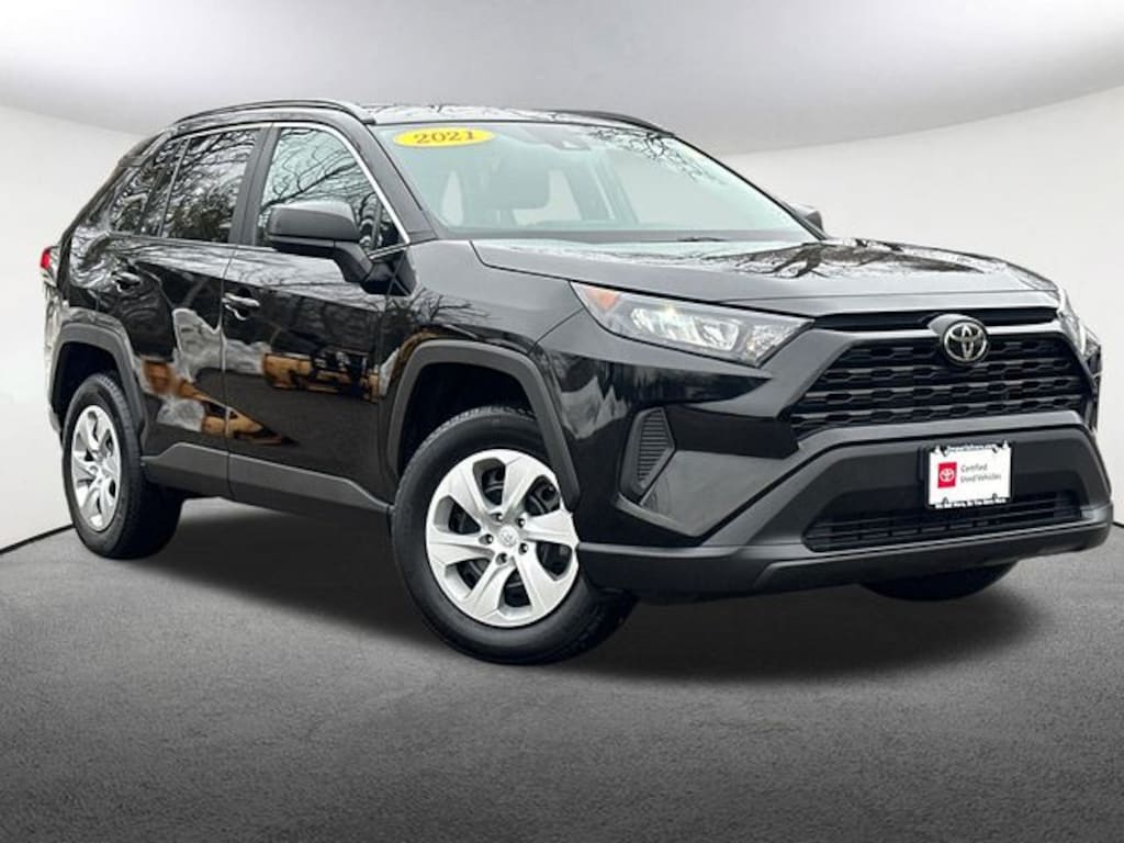 Used 2021 Toyota RAV4 LE SUV