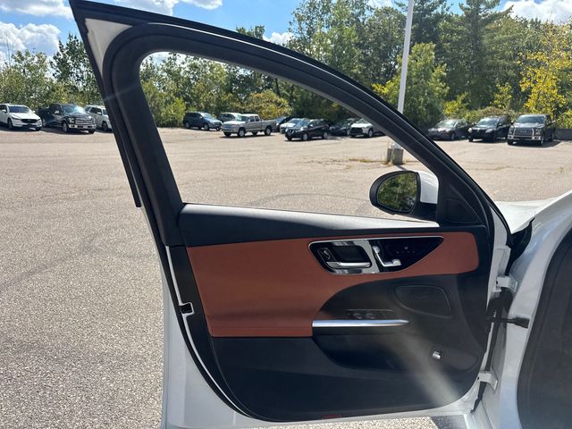 2025 Mercedes-Benz C-Class Sedan C 300 - Photo 25