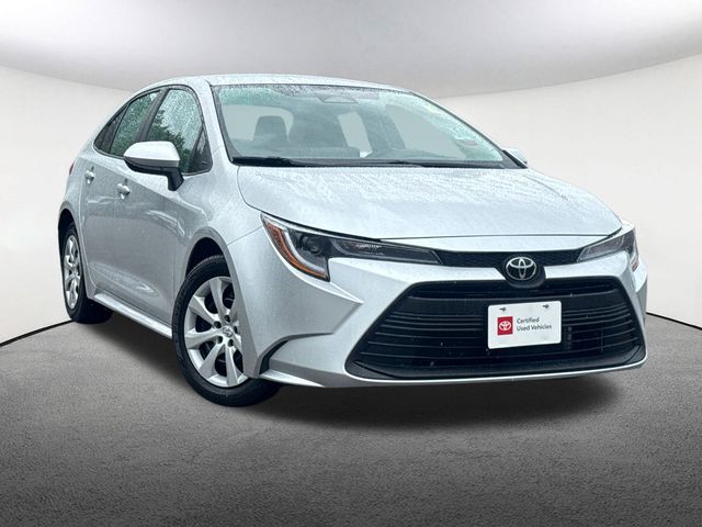 2024 Toyota Corolla LE photo 2