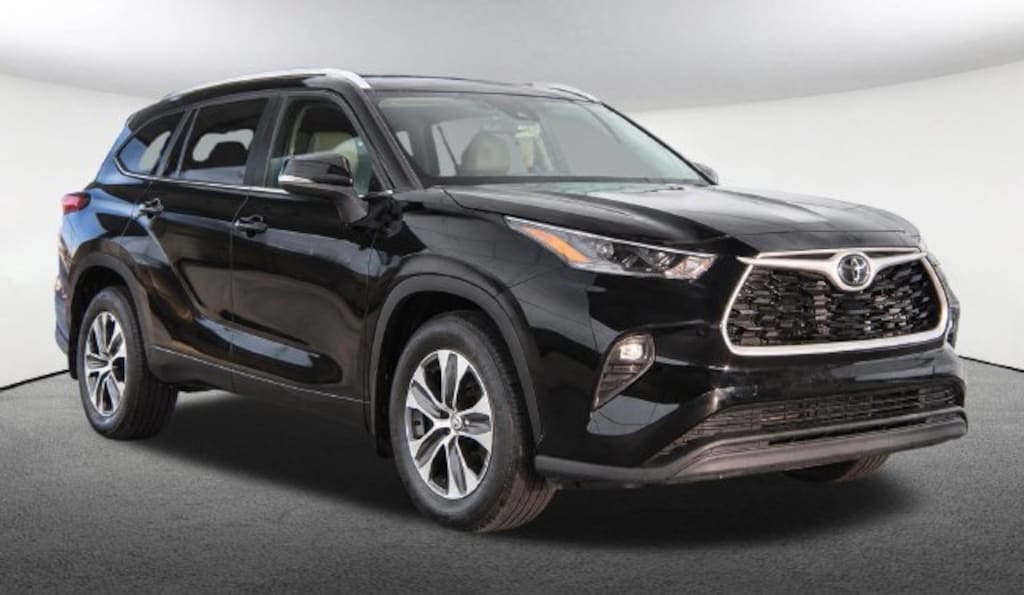 Certified 2026 Toyota Highlander XLE SUV