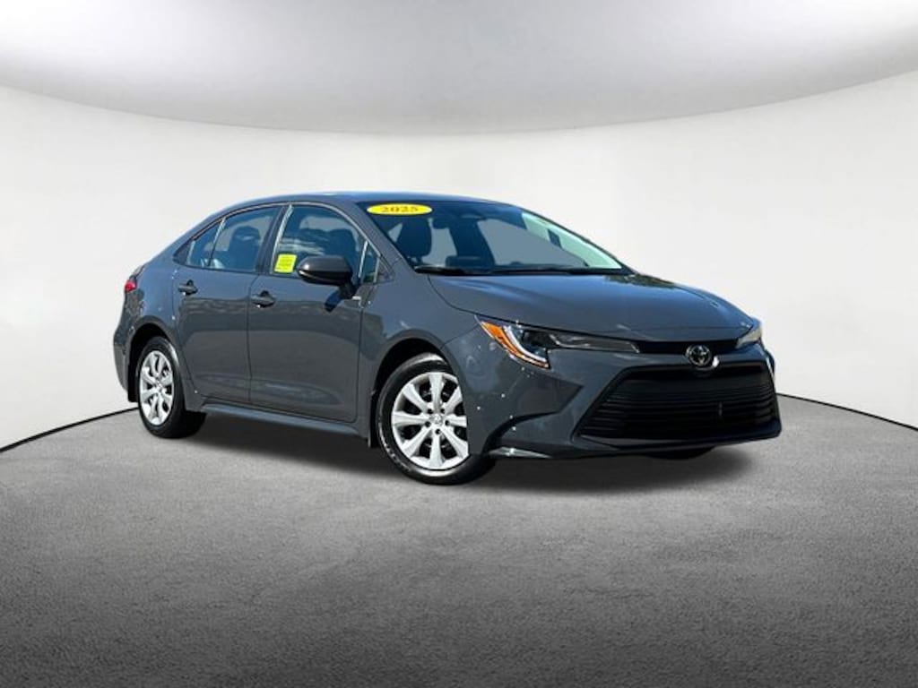 Certified 2025 Toyota Corolla LE Sedan