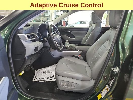 2023 Toyota Highlander XLE - Photo 10