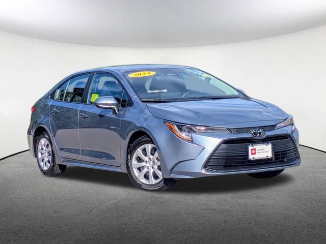2024 Toyota Corolla LE photo 2