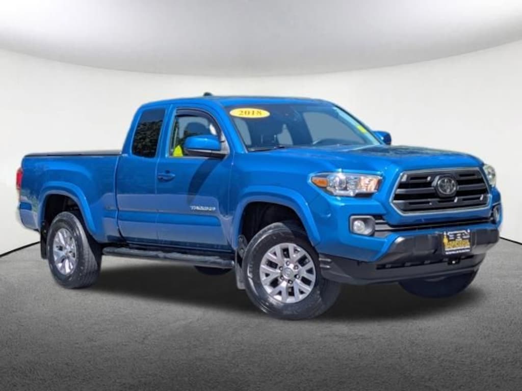 Used 2018 Toyota Tacoma SR5 Truck