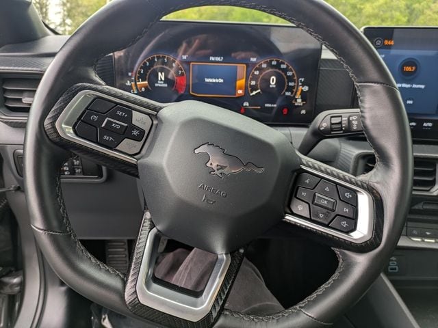2024 Ford Mustang GT - Photo 20