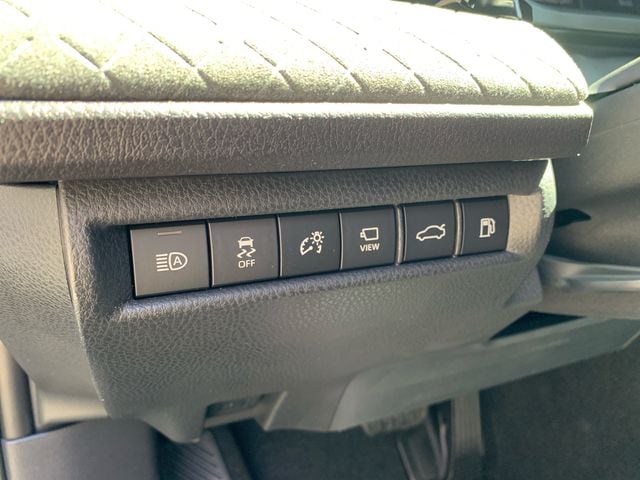 2026 Toyota Camry XLE - Photo 16