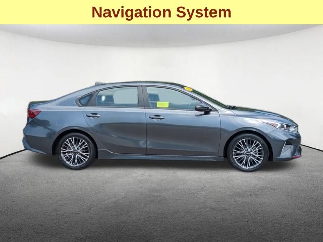 2023 Kia Forte GT-Line photo 3