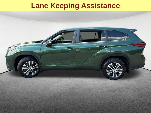 2023 Toyota Highlander XLE - Photo 6