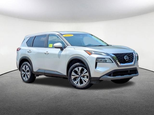 2023 Nissan Rogue SV photo 2