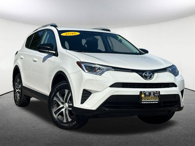 Used 2016 Toyota RAV4 LE with VIN 2T3BFREV3GW507643 for sale in Milford, MA