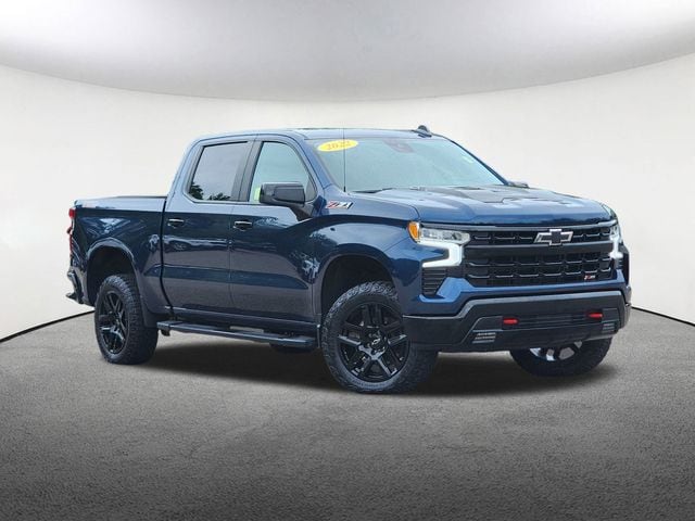Used 2022 Chevrolet Silverado 1500 LT Trail Boss with VIN 3GCUDFEL8NG585604 for sale in Milford, MA