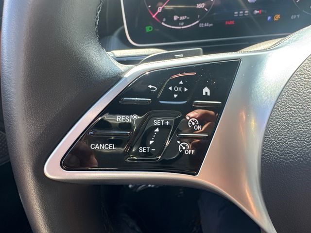 2025 Mercedes-Benz C-Class Sedan C 300 - Photo 33