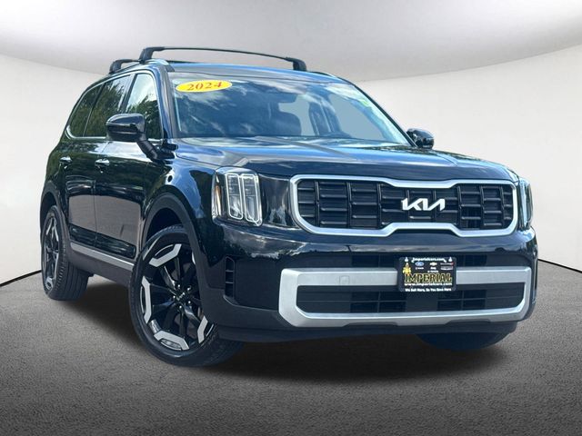 2024 Kia Telluride S photo 2