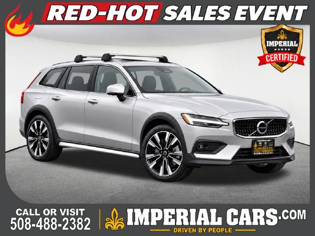 2025 Volvo V60 Cross Country