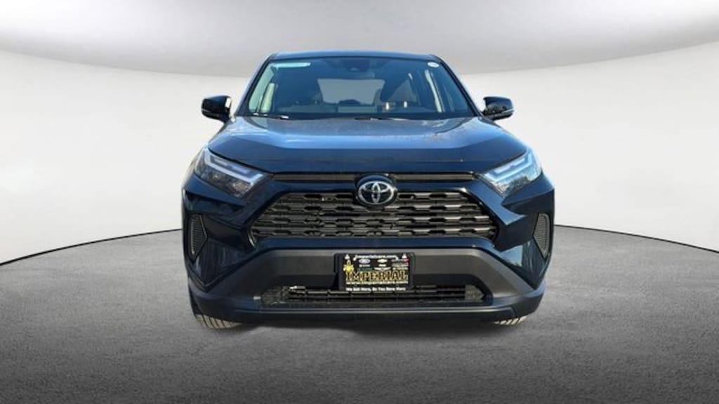 New 2025 Toyota RAV4 LE SUV