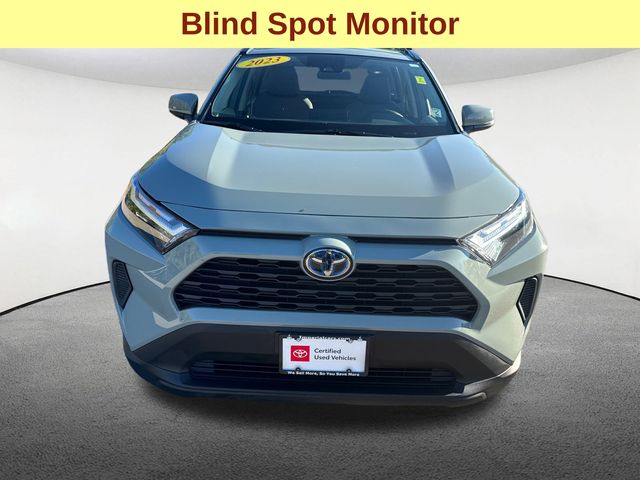 2023 Toyota RAV4 Hybrid XLE photo 2