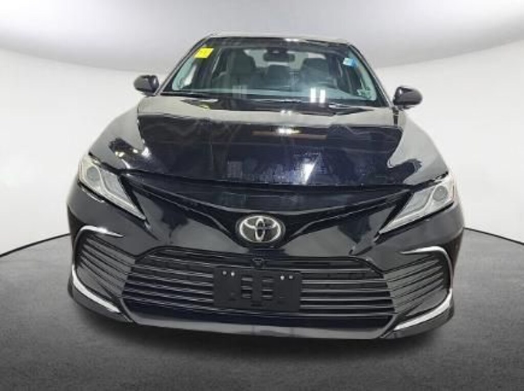 Used 2023 Toyota Camry XLE Sedan