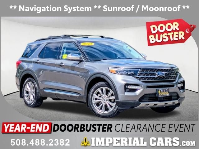 2023 Ford Explorer XLT's photo