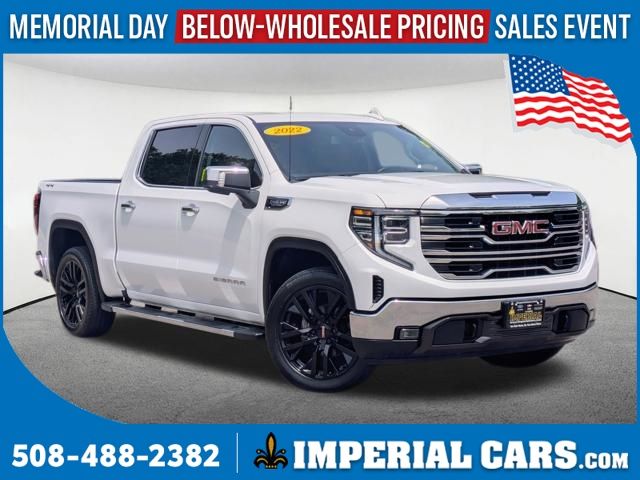 2022 GMC Sierra 4WD Crew Cab Short Box SLT's photo