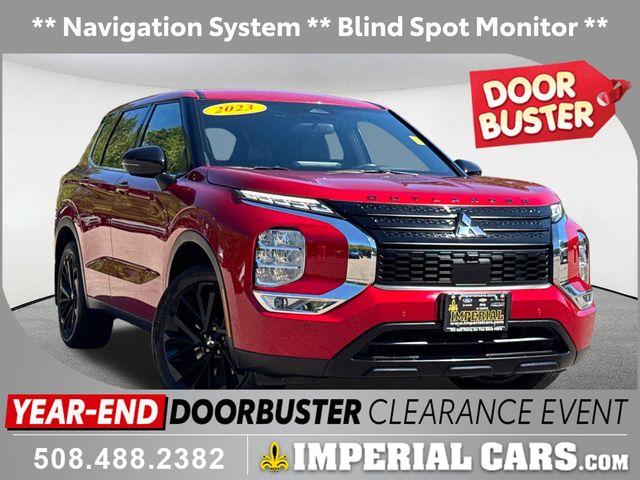 2023 Mitsubishi Outlander SE Black Edition's photo