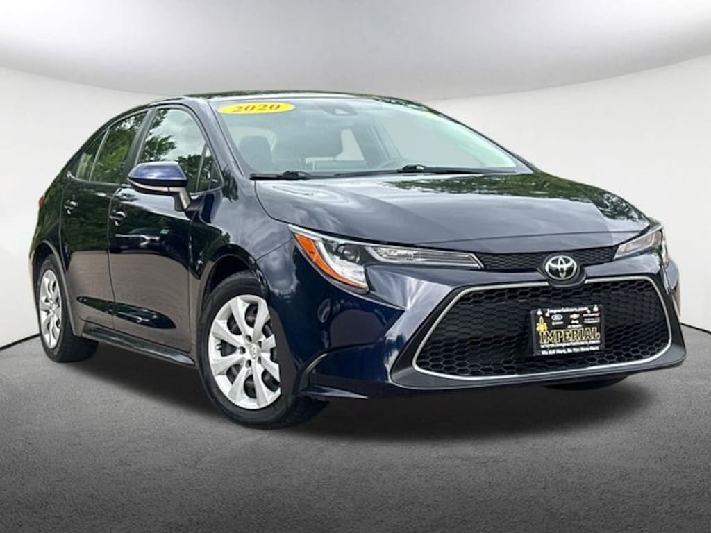 Used 2020 Toyota Corolla LE Sedan