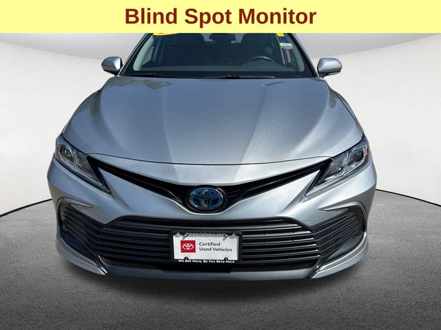2023 Toyota Camry Hybrid LE photo 3