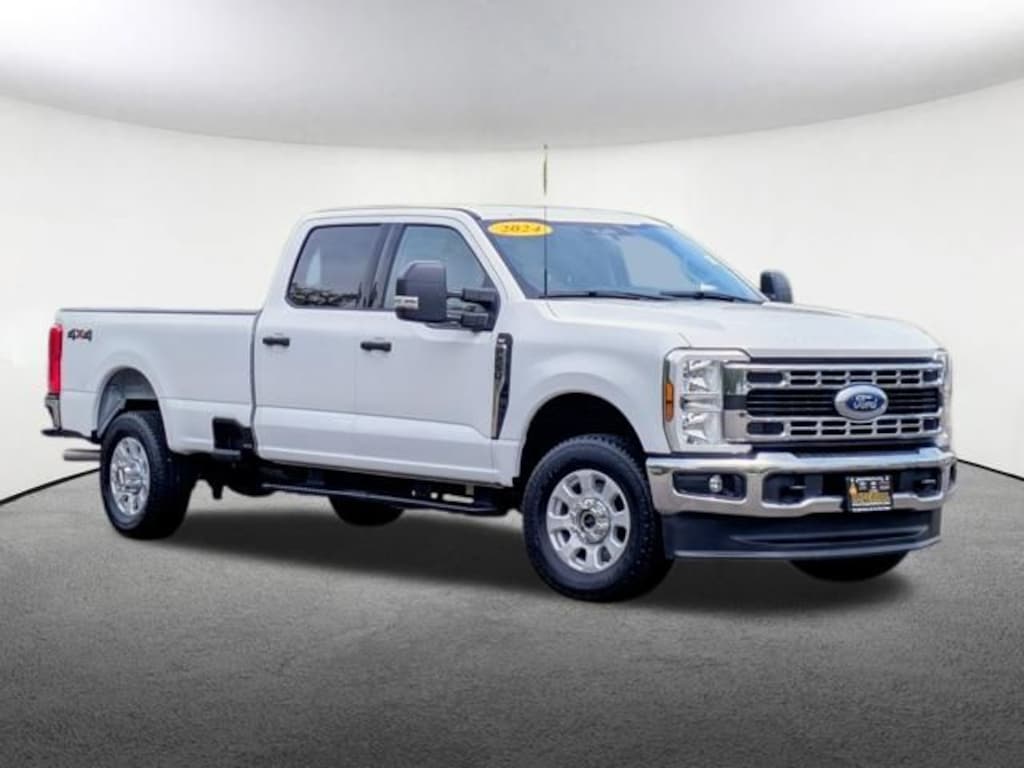 Used 2024 Ford F-250SD XLT Truck