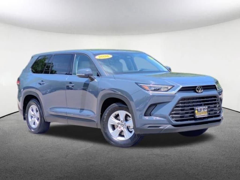 Used 2026 Toyota Grand Highlander Hybrid LE SUV