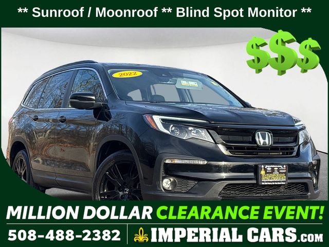 2022 Honda Pilot SE's photo