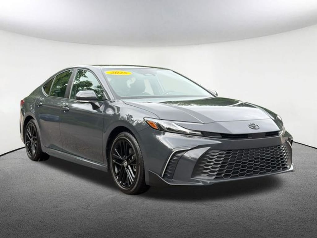 Certified 2025 Toyota Camry SE Sedan