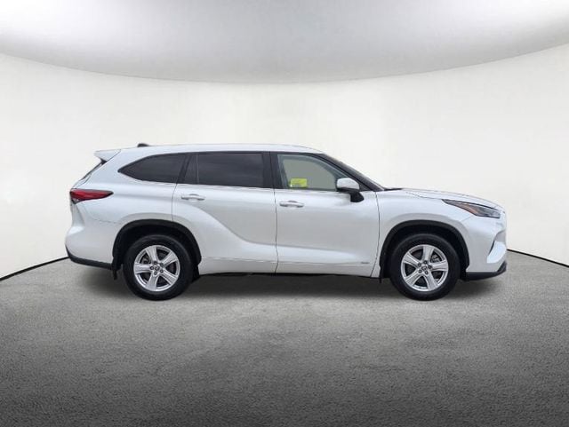 Used 2023 Toyota Highlander LE with VIN 5TDBBRCH2PS107387 for sale in Milford, MA