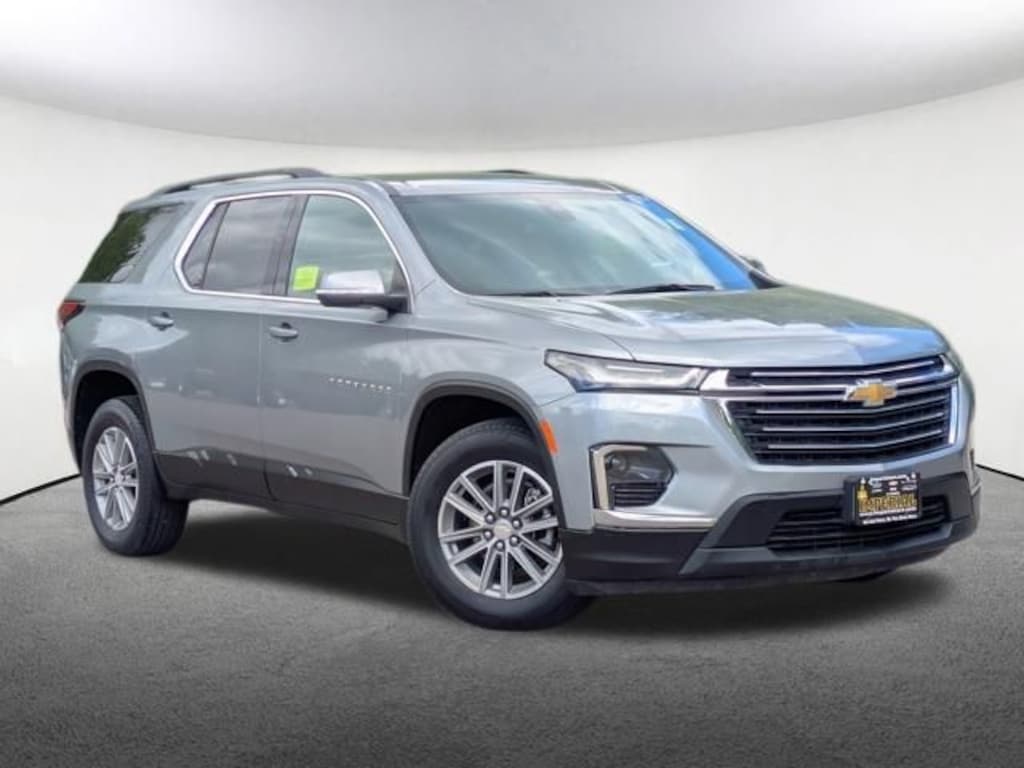 Used 2023 Chevrolet Traverse LT SUV