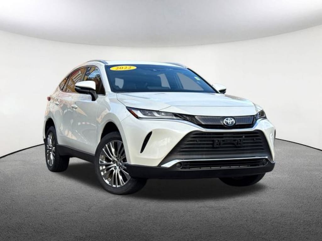 Used 2022 Toyota Venza XLE SUV