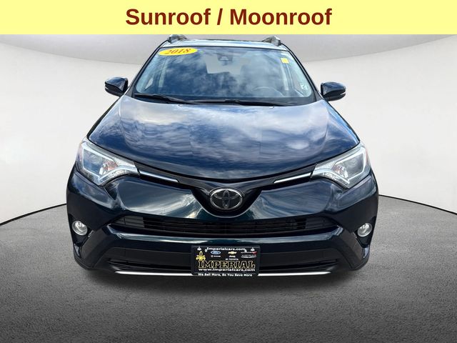 2018 Toyota RAV4 XLE photo 2