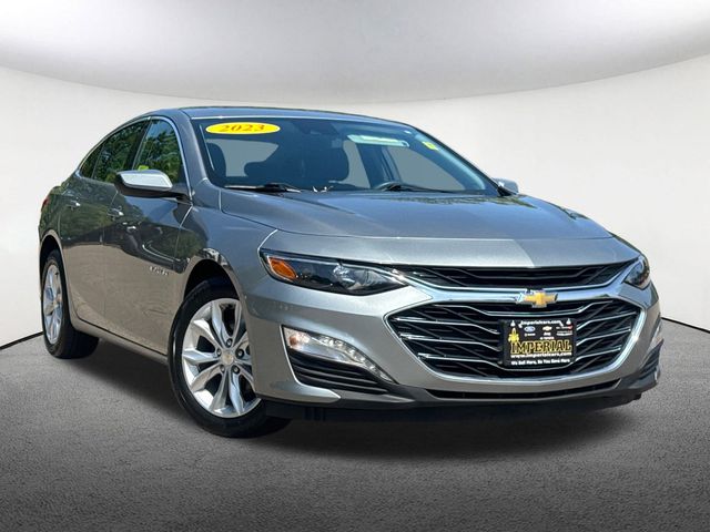2023 Chevrolet Malibu 1LT photo 2