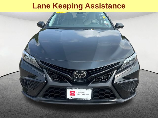 2024 Toyota Camry SE photo 3