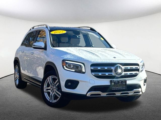 2022 Mercedes Benz GLB 250 4MATIC photo 2