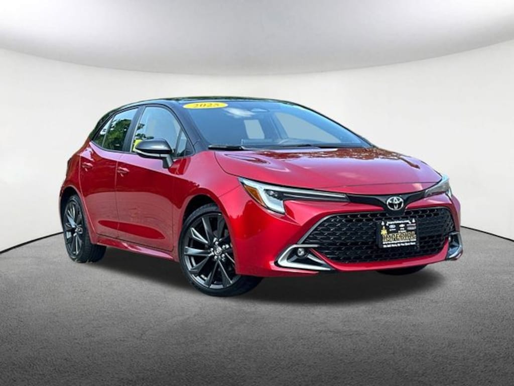 Used 2025 Toyota Corolla Hatchback XSE Hatchback