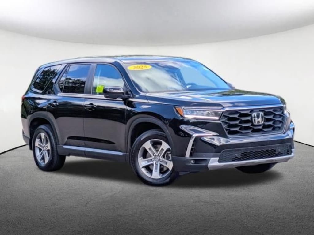 Used 2025 Honda Pilot EX-L+ SUV