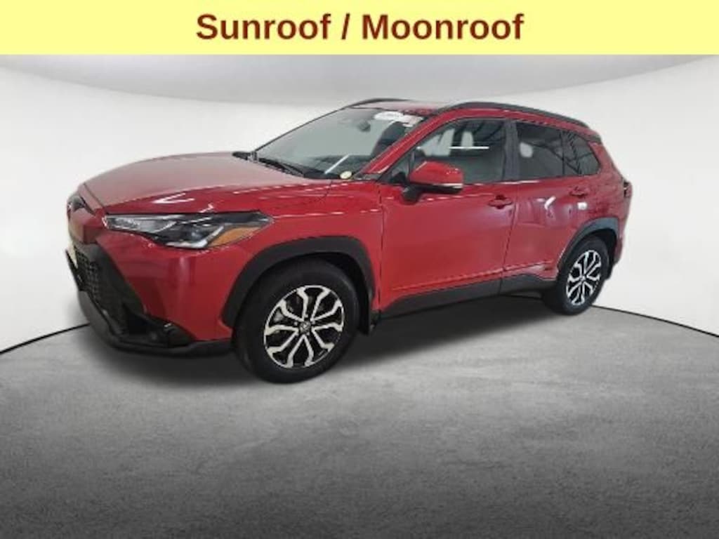 Used 2024 Toyota Corolla Cross Hybrid SE SUV