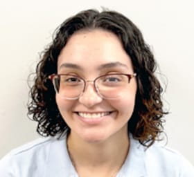 Staff member Maria Cancado from ID_d335f3b8969f