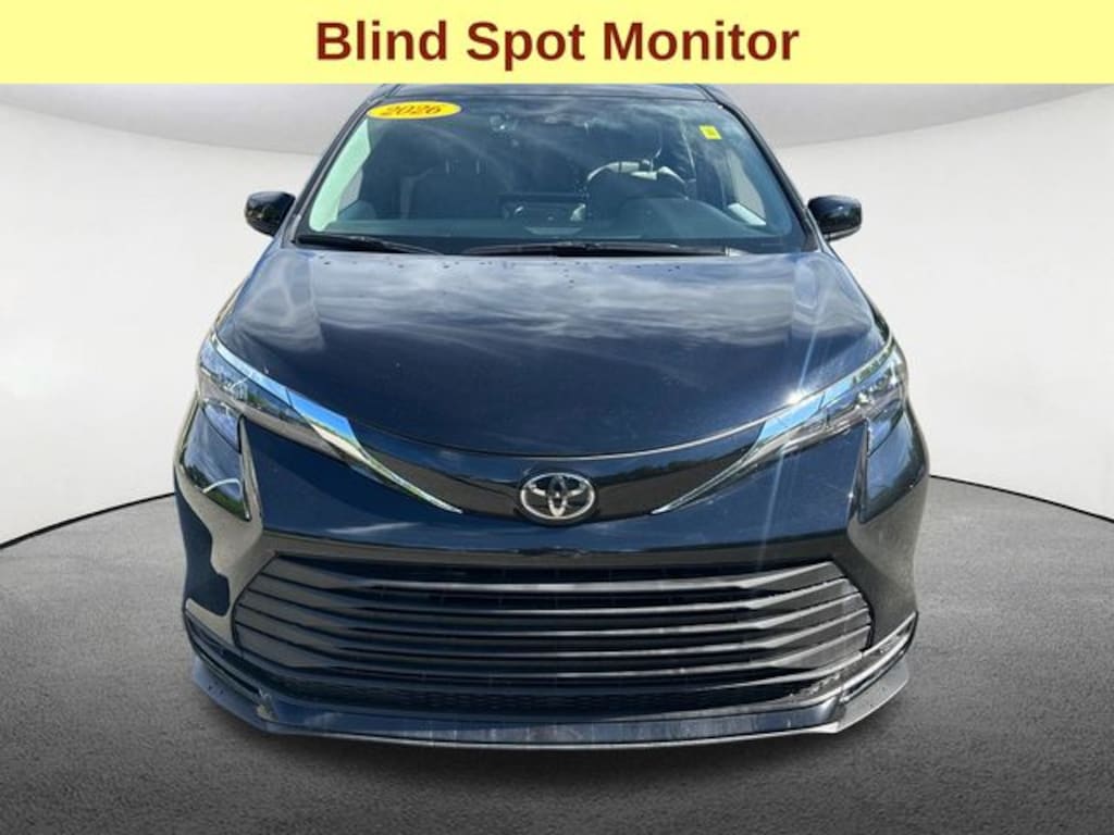 Certified 2026 Toyota Sienna LE Minivan/Van