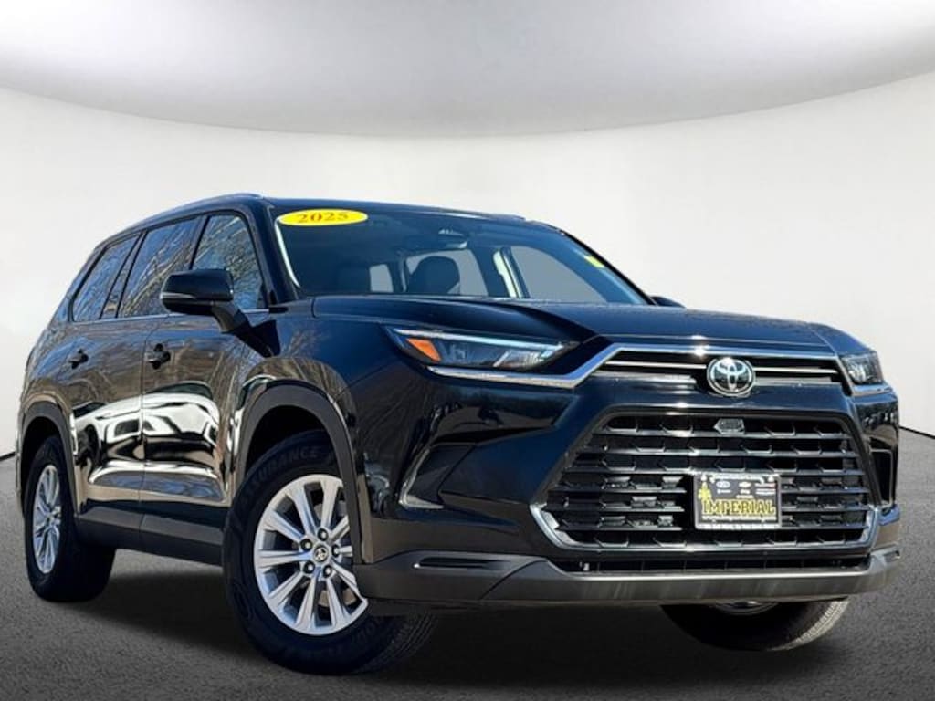 Used 2025 Toyota Grand Highlander XLE SUV