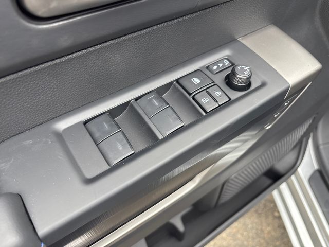 2026 Toyota Tundra Platinum - Photo 14