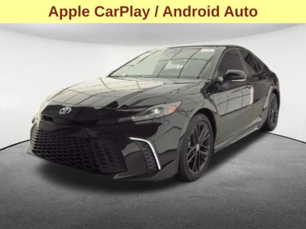 Used 2026 Toyota Camry SE Sedan