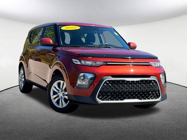 2022 Kia Soul LX photo 2