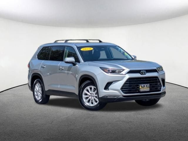 Certified 2024 Toyota Grand Highlander XLE with VIN 5TDAAAB55RS041573 for sale in Milford, MA